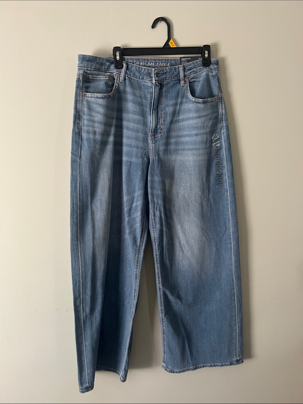 NWT American Eagle Outfitter Women’s Baggy Wide Leg Super Stretch High-Rise